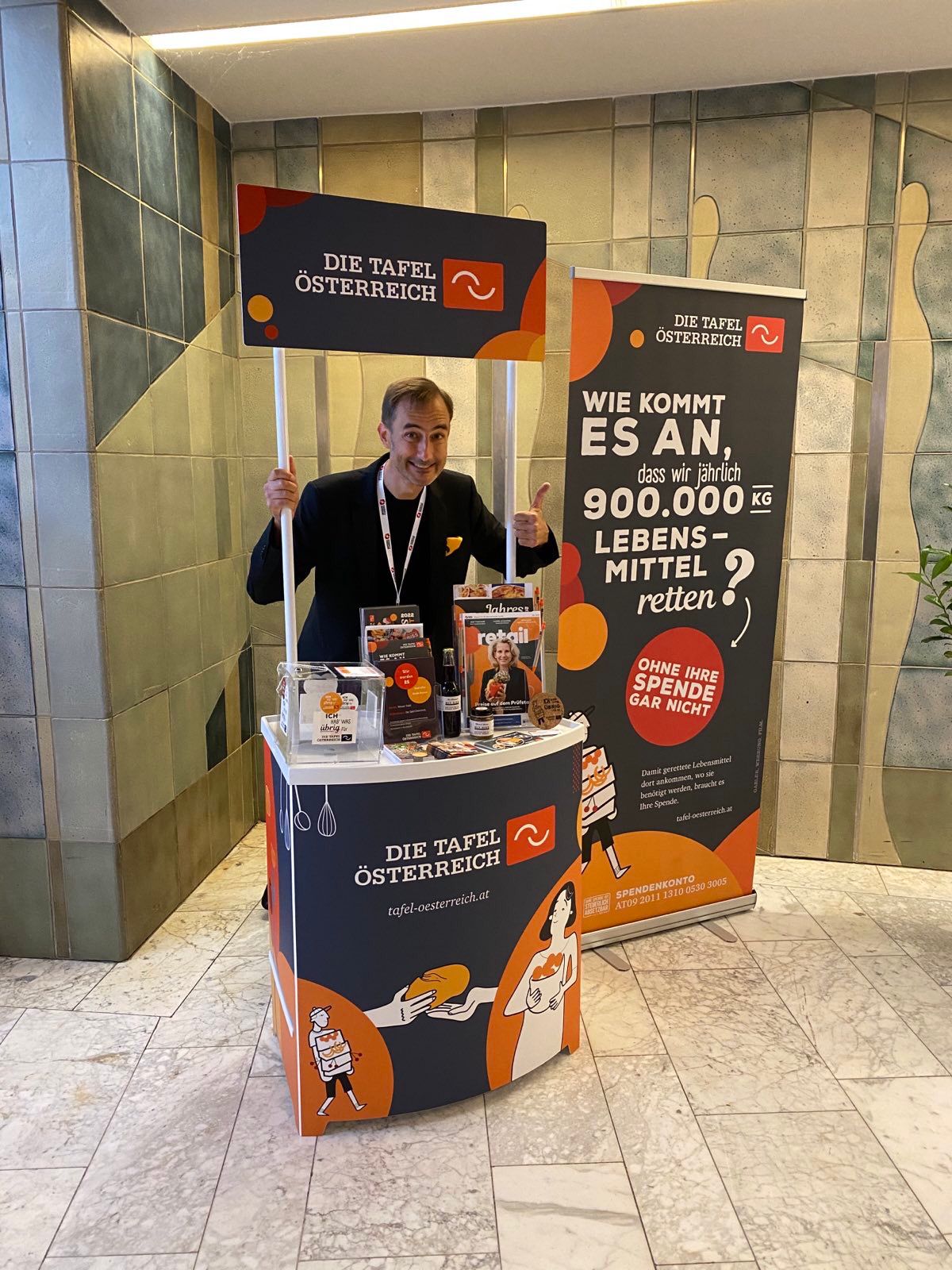 Tag des Handels: Infostand mit Daniel